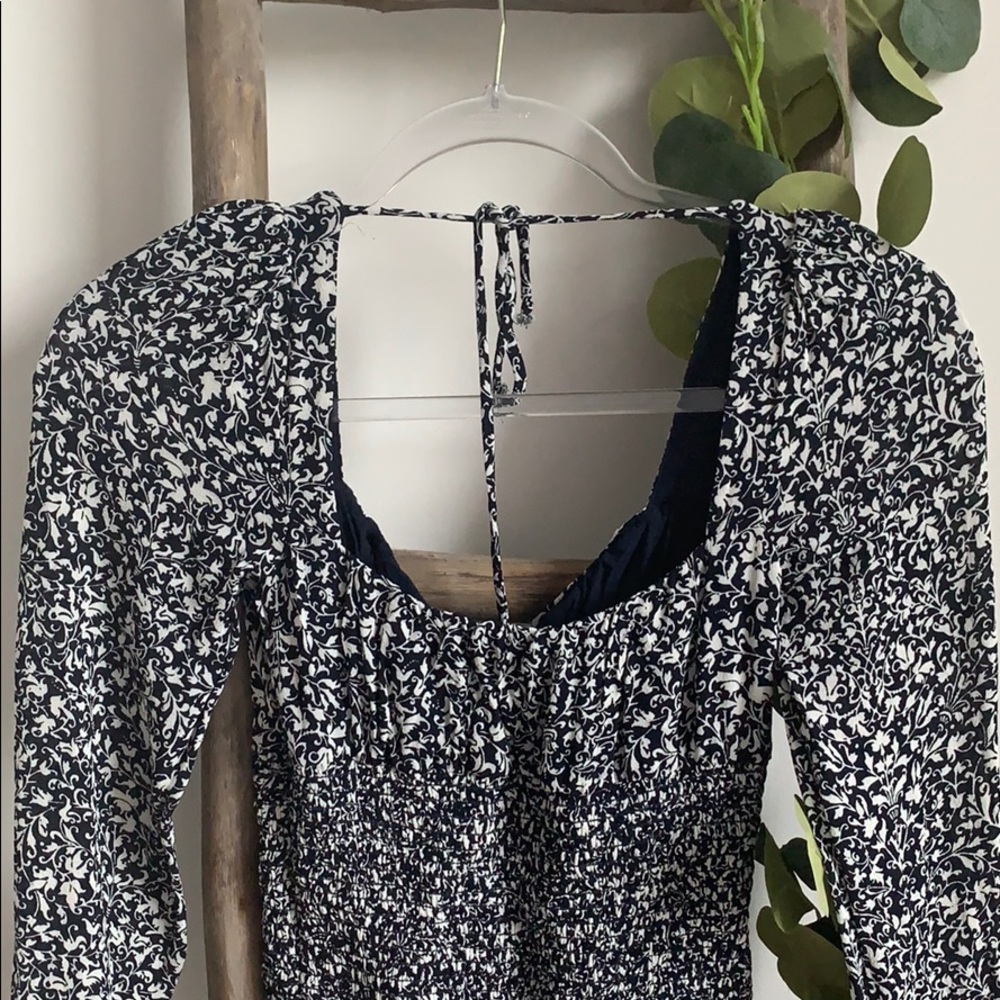 Reformation Reign Top - Picture 2 of 3